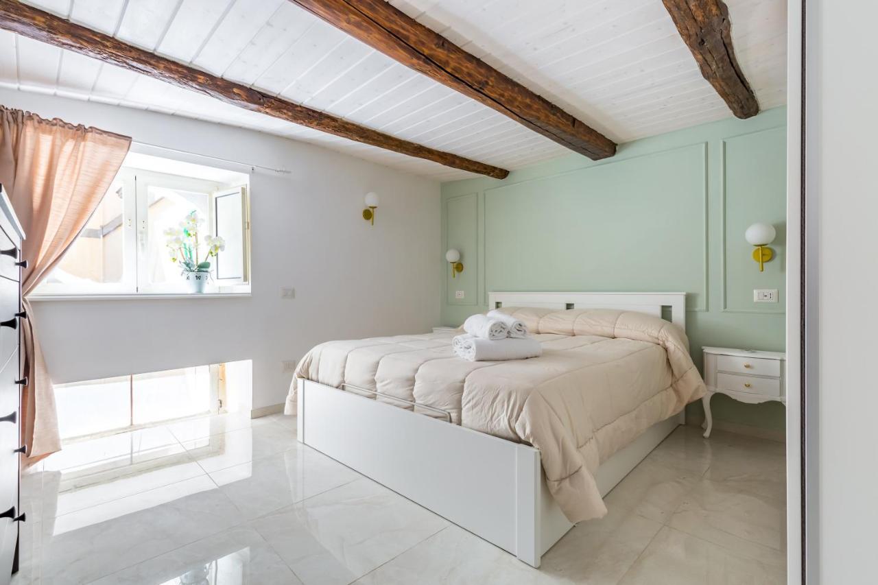 Umberto'S Nest At Toledo Apartment Napoli Bagian luar foto