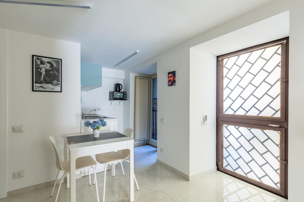 Umberto'S Nest At Toledo Apartment Napoli Bagian luar foto